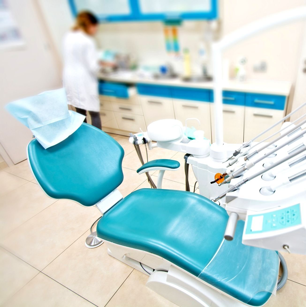 Profesional herramientas dentista silla oficina dental
